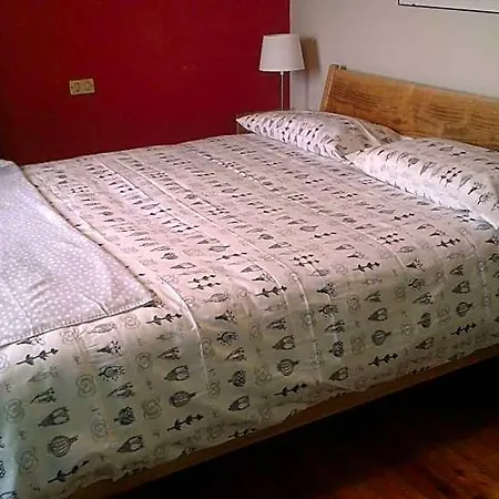 Oda ve Kahvaltı I Pioppi